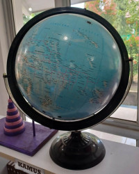 Image of Globe Dunia